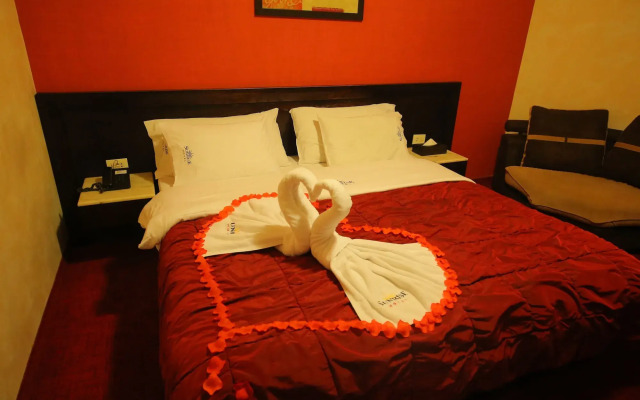Sunrise Hotel