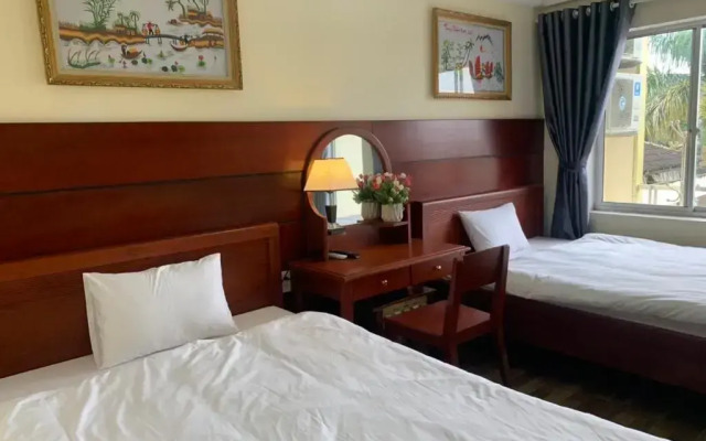 AD 41 Hotel