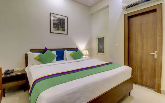 Treebo C1 Taj Nirvana