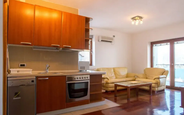 Lux Panoramic Apartment