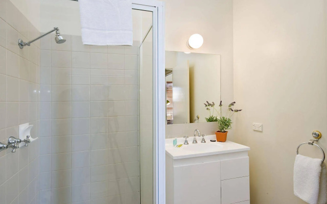 Lornebeach Apartments