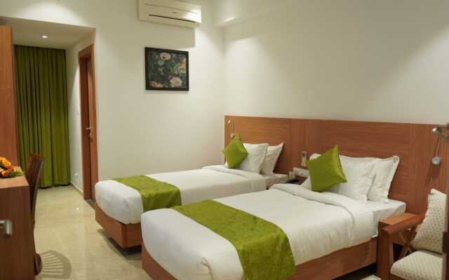 Hill Way Grand