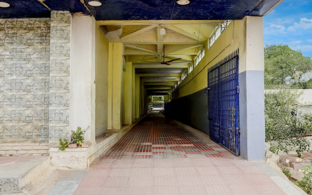 Oyo 61133 M. P Residency
