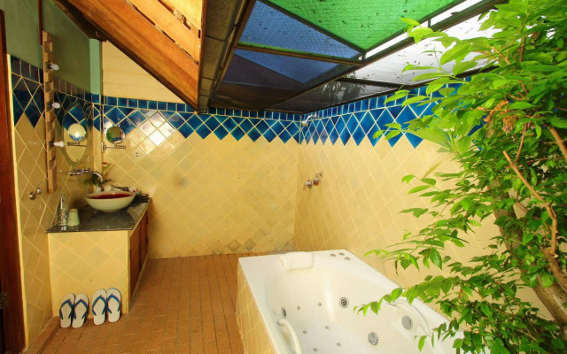 Ban Sabai Village Resort & Spa