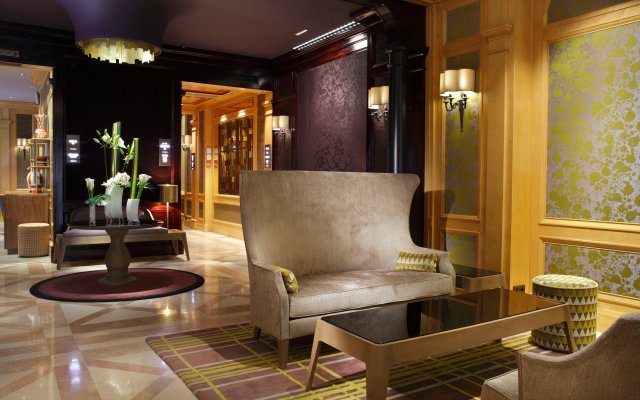 Hotel Rochester Champs Elysees