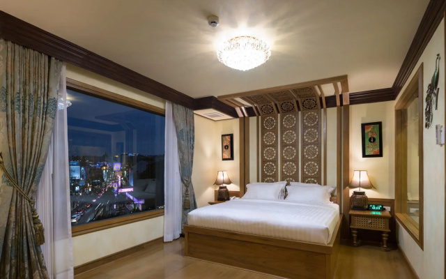 Peak Nimman Prestige Hotel