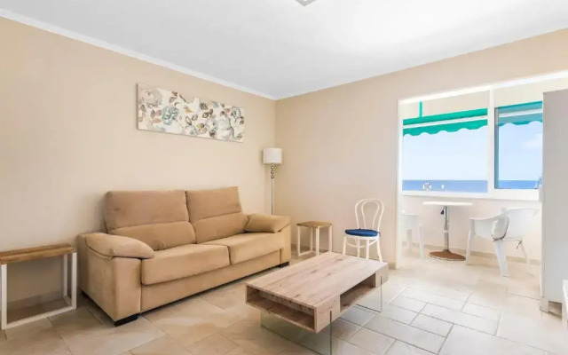 First line ocean view studio