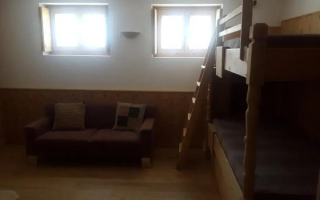 Relaxing confortable studio, heated garage, skiroom