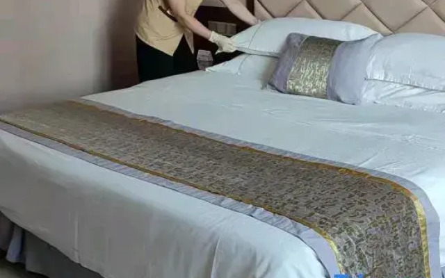 Lianzhou International Hotel