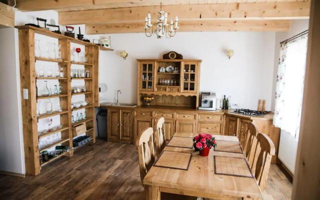 Chata Pod Świnią Górą