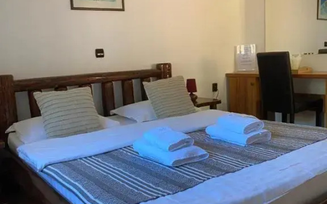 Guest House Piatra Craiului