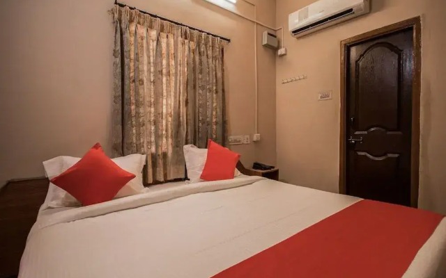 Sri Srinivasa Lodge by OYO Rooms