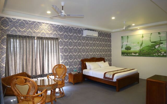 G K Hill View Resort