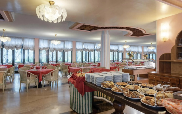 Park Hotel Oasi