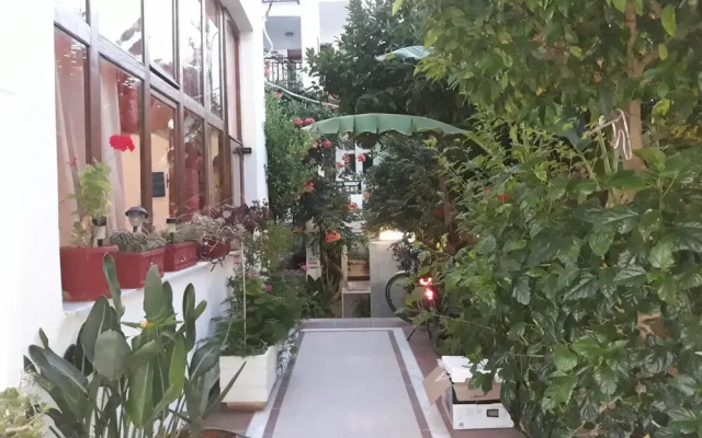 Anthi Katerina Rooms