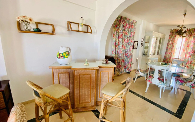 Beautiful house on the beachfront in Costa tropical