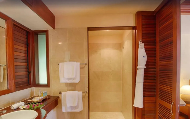 Manava Beach Resort & Spa Moorea