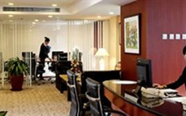 Avant-Garde Hotel