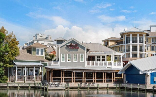 Sandestin Market Street