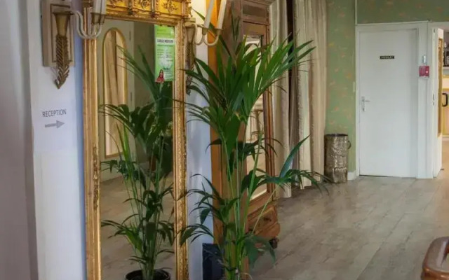 Hotel De Spiegel