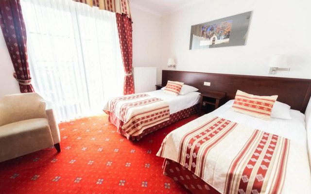 Hotel Zubrówka Bialowieza