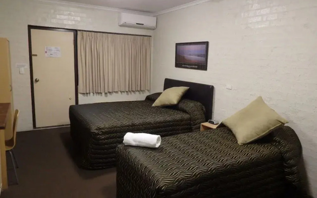 Motto Farm Motel