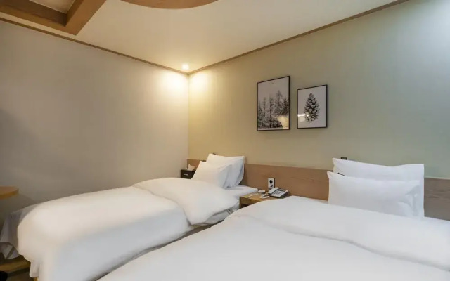 Hotel XYM