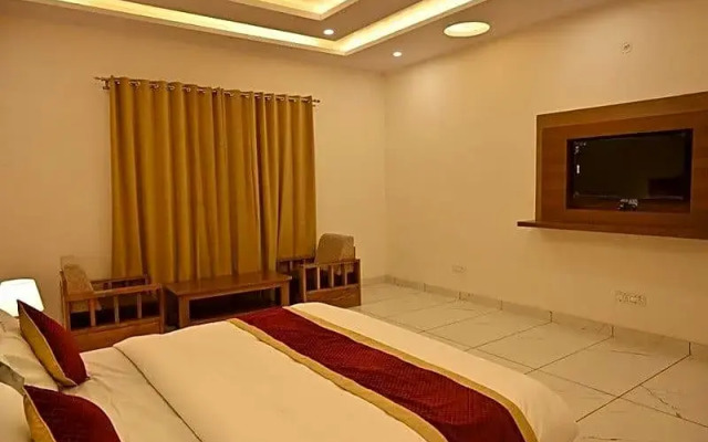 Shiva Palace by Golden Leaf Hotels