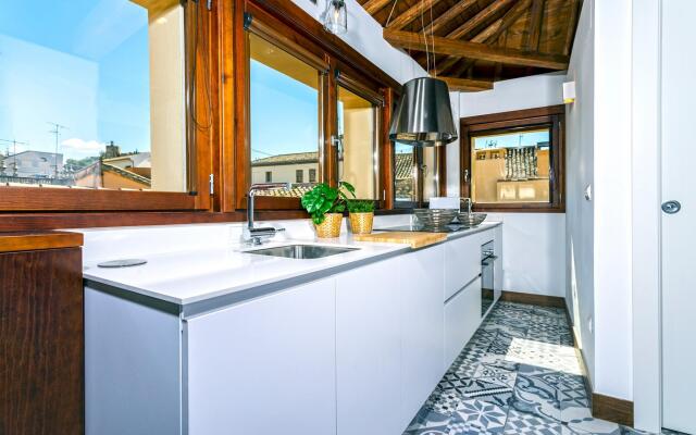 Excelent 1-bedroom apartment near Cathedral. Zacatin Penthouse