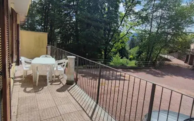 Yellow house 1