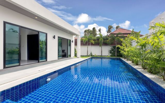 Large 3BR Villa with Big Pool by Intira