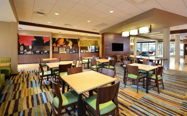 Fairfield Inn & Suites by Marriott Raleigh Capital