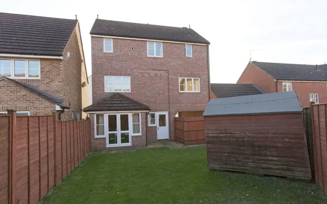 5 Rosebay Gardens