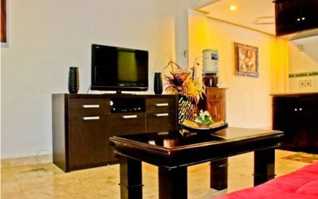 Cozy Suites @Jayakarta Hotel