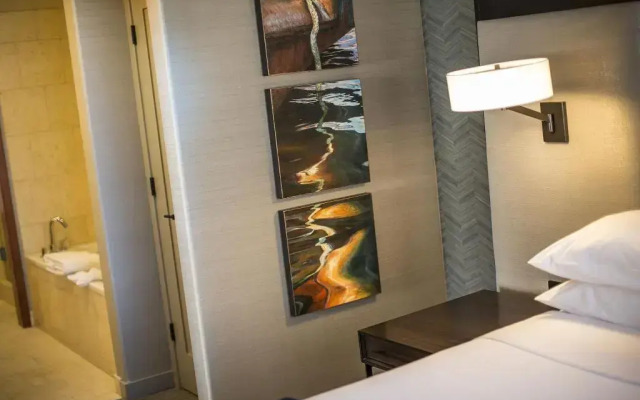 The Paramount Hotel