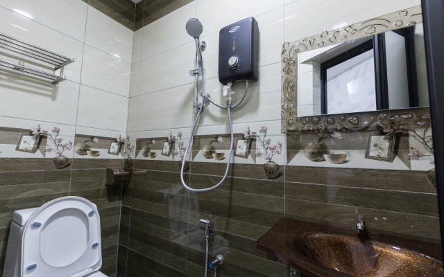 Lee Luxury Home USM Penang