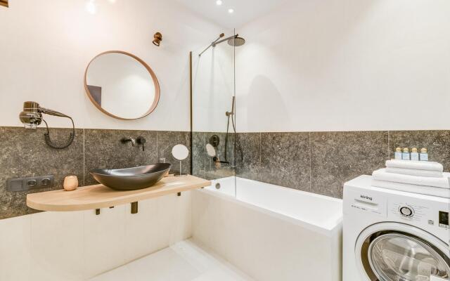 Business Apartments (Business Apartments) on 20A Khodynsky Boulevard