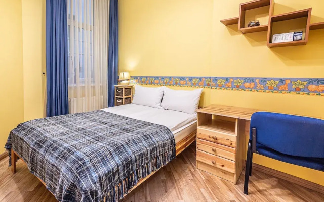 WINWINSTAY Art Nouveau Apartment