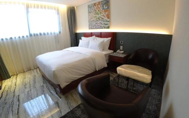 Galmea First Hotel