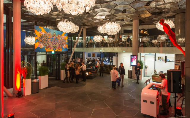 Clarion Hotel The Edge