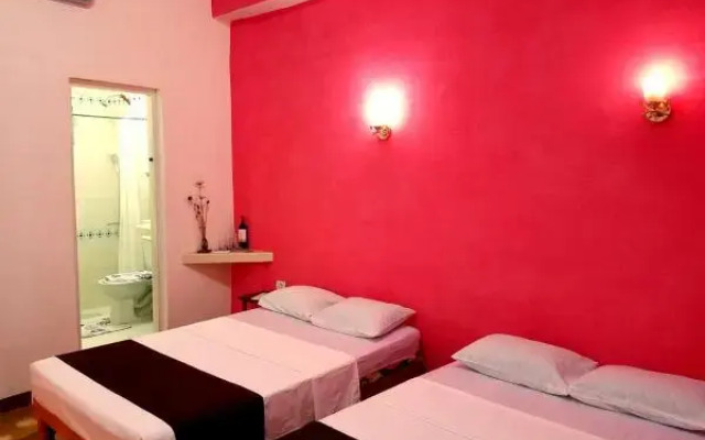 Leidys and Friends Rooms