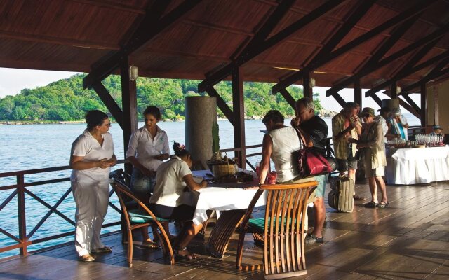 New Emerald Cove Hotel