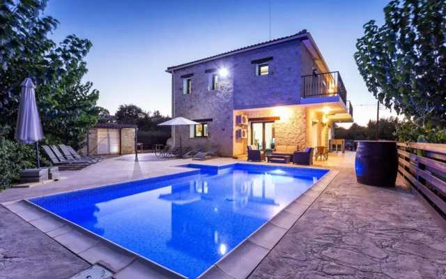 Villa Nikolina