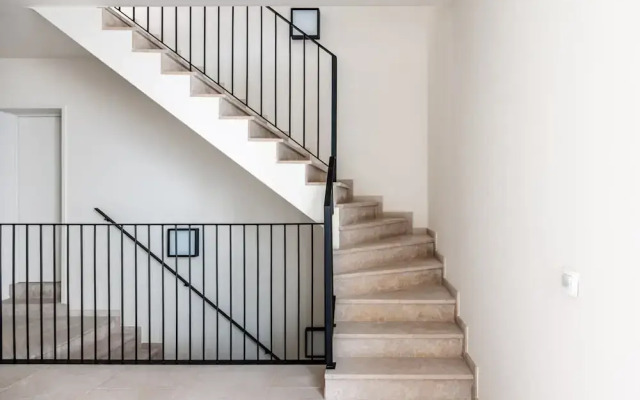 Stylishly Renovated Studio in Ghent s Lively Center