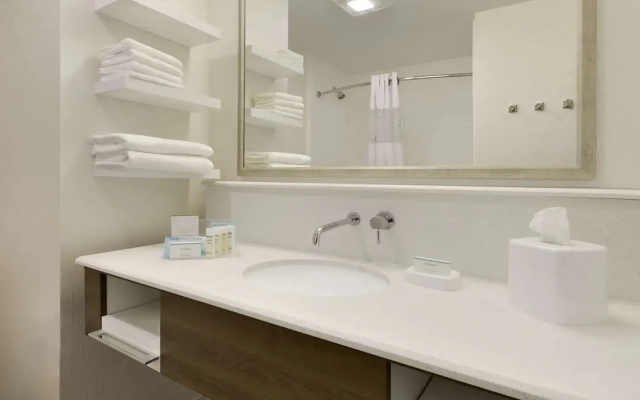 Hampton Inn Niles/warren