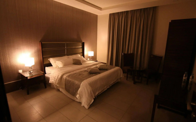 Fakhamet Al Hamra Hotel Apartments