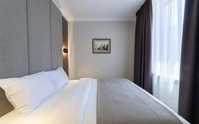 Hotel Old Wall