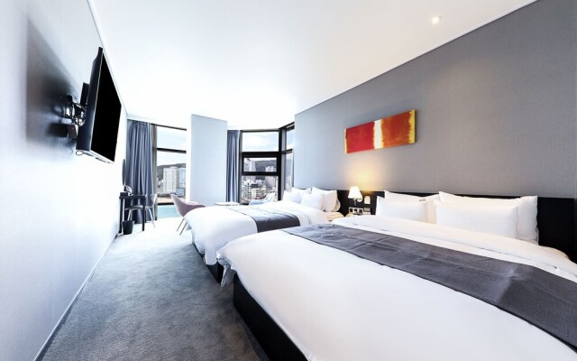 Ocean the point Hotel