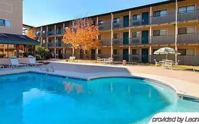 Tulsa Extended Stay Inn and Suites