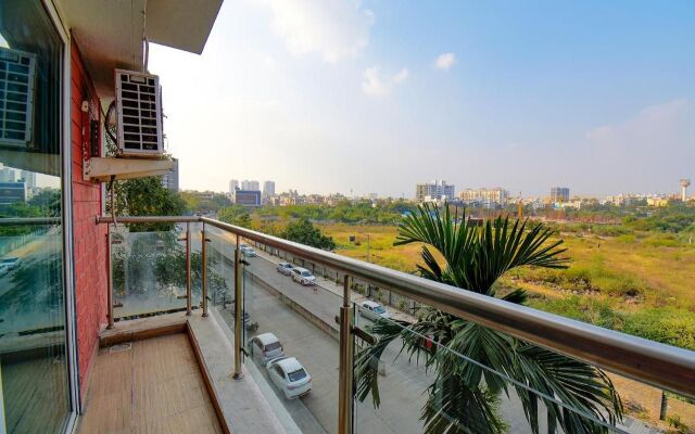 FabHotel Sky Vista Inn